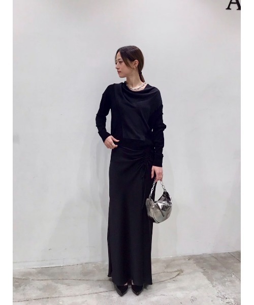 ALLSAINTS(オールセインツ)の「ALEXIA GATHERED MAXI SKIRT | ALEXIA ギャザー マキシ スカート(スカート・レディース・ブラック・6/8/10/4)」の2枚目の写真