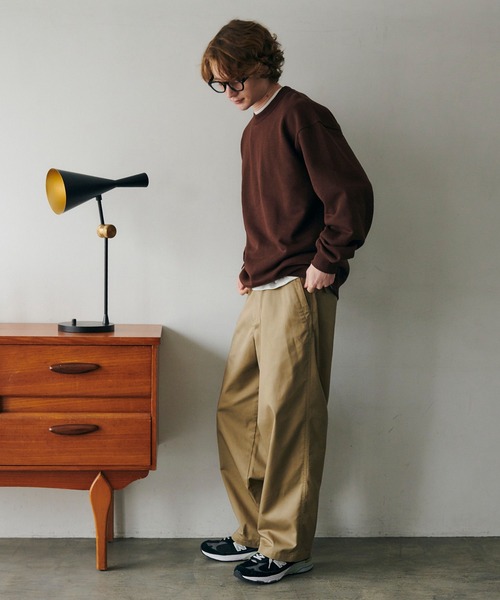 MAISON CLUB(メゾンクラブ)の「【MAISON CLUB】12oz Heavy Weight CREWNECK SWEATER / ドロップショルダー・ボリュームスリーブ 裏毛 無地スウェット WILL(スウェット・メンズ・ブラック/アイボリー/グレー/チャコールグレー/ネイビー/ホワイト/ライトグレー/グリーン/ブラウン・M/L)」の17枚目の写真