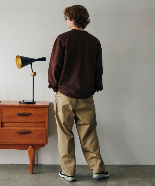 MAISON CLUB(メゾンクラブ)の「【MAISON CLUB】12oz Heavy Weight CREWNECK SWEATER / ドロップショルダー・ボリュームスリーブ 裏毛 無地スウェット WILL(スウェット・メンズ・ブラック/アイボリー/グレー/チャコールグレー/ネイビー/ホワイト/ライトグレー/グリーン/ブラウン・M/L)」の18枚目の写真