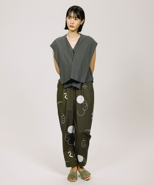 sneeuw（スニュウ）の「ピルエットパンツ（その他パンツ・レディース・グレー/チャコールグレー・1/3）」の5枚目の写真