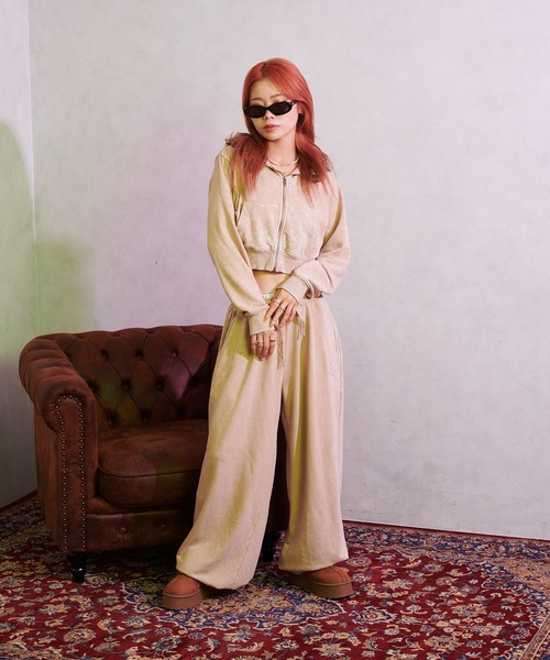 sedacle girl(セダクルガール)の「フェイクファークロップドジップパーカー【SETUP着用可能】(パーカー・レディース・ベージュ/チャコールグレー/ボルドー・MEDIUM/SMALL)」の12枚目の写真