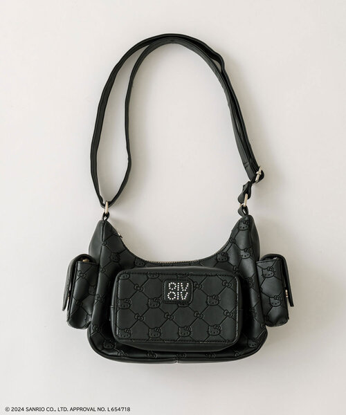 sanrio(サンリオ)の「HELLO KITTY モノグラムバッグ(ショルダーバッグ・レディース・ブラック/ホワイト/ピンク/サックスブルー・FREE)」の15枚目の写真