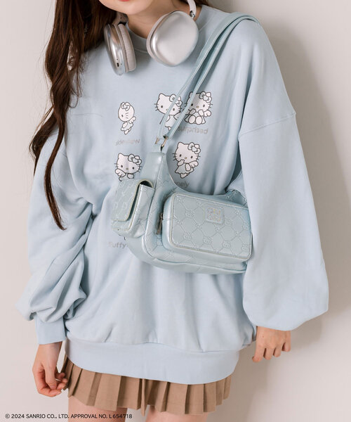 sanrio(サンリオ)の「HELLO KITTY モノグラムバッグ(ショルダーバッグ・レディース・ブラック/ホワイト/ピンク/サックスブルー・FREE)」の18枚目の写真