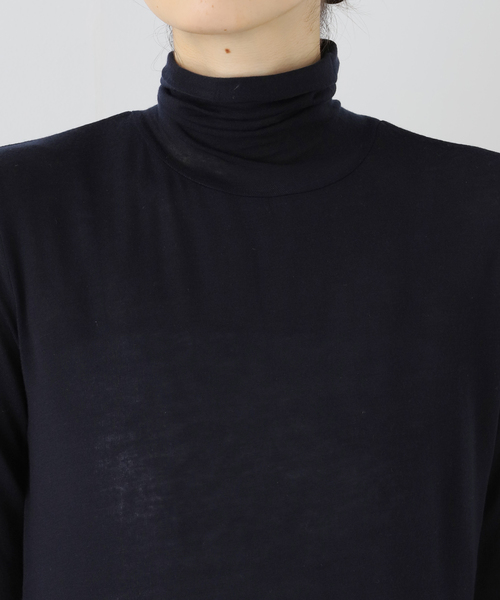 JOURNAL STANDARD LUXE(ジャーナルスタンダード ラックス)の「シアージャージ タートルネックプルオーバー(Tシャツ/カットソー・レディース・ホワイト/チャコールグレー/ネイビー・FREE)」の21枚目の写真