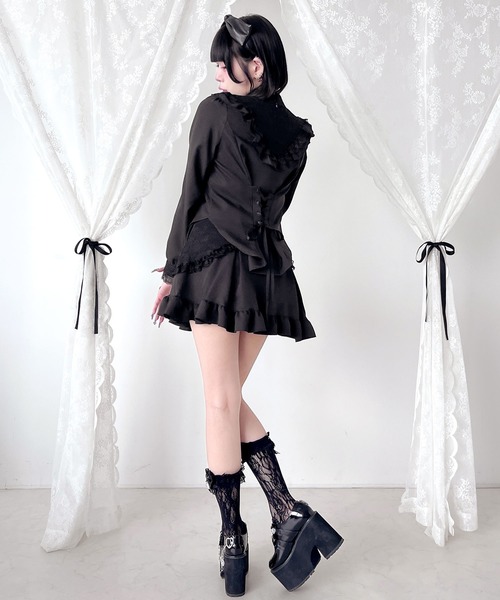 DearMyLove（ディアマイラブ）の「レースアップVヨークフリルブラウス（シャツ/ブラウス・レディース・ホワイト/ボルドー/ブラック・3L/MEDIUM/LARGE/LL）」の5枚目の写真