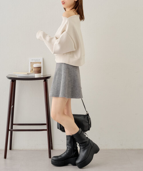 Chico（チコ）の「【セットアップ対応】リブフレアミニスカート（スカート・レディース・ブラック/グレイッシュベージュ/アイボリー/グレー/レッド・FREE）」の19枚目の写真