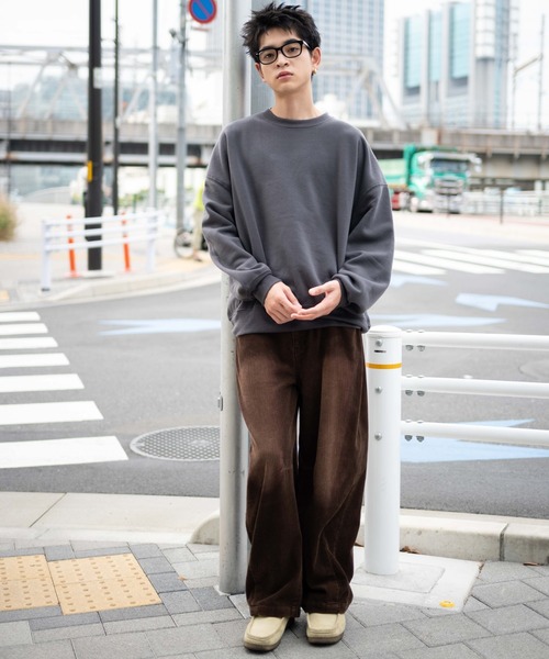 WEGO（ウィゴー）の「WEGO/イージーバレルレッグコーデュロイパンツ（チノパンツ・メンズ・チャコール/ブラウン・LARGE/MEDIUM）」の4枚目の写真