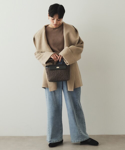 OPAQUE.CLIP（オペークドットクリップ）の「【2WAY】ボアトリミングスクエアデザインバッグ（ハンドバッグ・レディース・チャコールグレー/オフホワイト・00）」の4枚目の写真