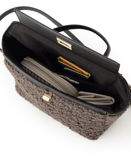 OPAQUE.CLIP（オペークドットクリップ）の「【2WAY】ボアトリミングスクエアデザインバッグ（ハンドバッグ・レディース・チャコールグレー/オフホワイト・00）」の12枚目の写真