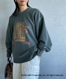 OFF THE COURT by NBA | [OFF THE COURT by NBA/オフ・ザ・コート バイ NBA] 別注 ピグメント染め ロゴプリントクルーネックスウェット(スウェット)