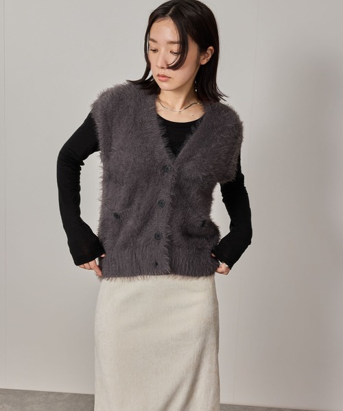 NERGY(ナージー)の「ジャギーニットベスト(ベスト・レディース・チャコールグレー/オフホワイト・FREE)」の8枚目の写真