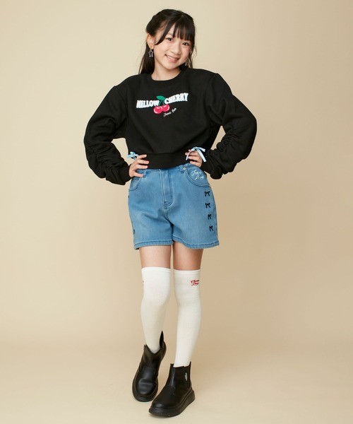 JENNI love（ジェニィラブ）の「【あったか】裏起毛チェリーサガラトレーナー（スウェット・キッズ・オフホワイト/ブラック/サックスブルー・130cm/140cm/150cm/160cm）」の9枚目の写真