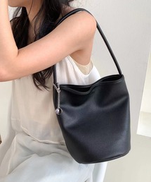 HEILIS | ワンハンドルフェイクレザーショルダーバッグ / ミニバッグ バケツバッグ バケツ型バッグ ブラック ブラウン アイボリー(ハンドバッグ)