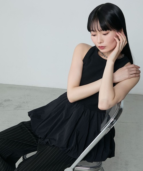 le ELMi（ルエルミ）の「Balloon american sleeve tanktop with cups / カップイン バルーン アメスリタンク（タンクトップ・レディース・ブラック/チャコールグレー/オフホワイト・FREE）」の16枚目の写真