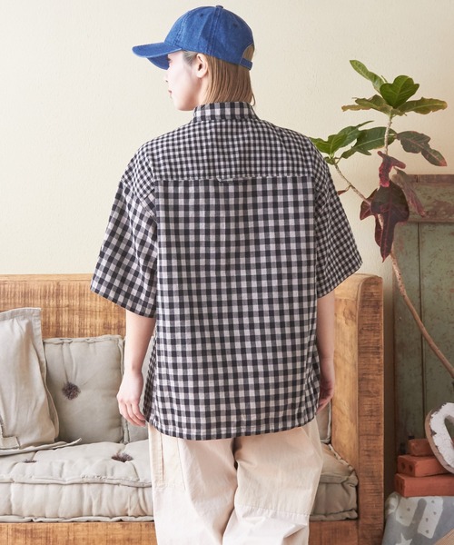 CUBE SUGAR（キューブシュガー）の「ギンガムチェック組合せ裾ドロストシャツ（シャツ/ブラウス・レディース・カーキ/ブラック/ブルー・M）」の8枚目の写真