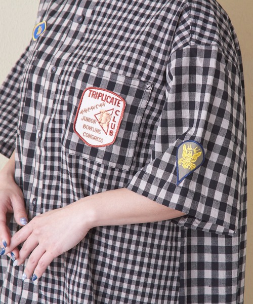 CUBE SUGAR（キューブシュガー）の「ギンガムチェック組合せ裾ドロストシャツ（シャツ/ブラウス・レディース・カーキ/ブラック/ブルー・M）」の20枚目の写真