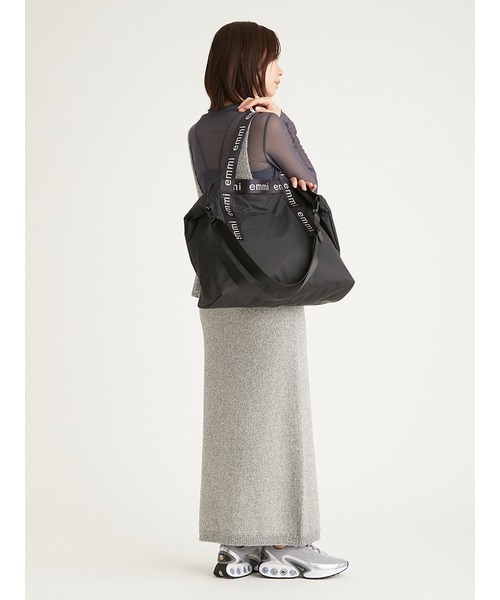 emmi（エミ）の「【ONLINE限定カラー】emmiロゴビッグトートバッグ（トートバッグ・レディース・シルバー/グレー/ブラック/ネイビー/レッド・FREE）」の21枚目の写真
