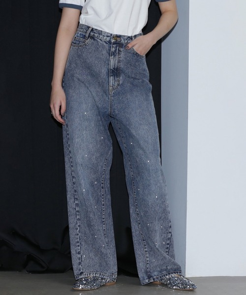 ROSE BUD(ローズバッド)の「ビジューデニムパンツ(デニムパンツ・レディース・ブラック/ブルー・S/M)」の2枚目の写真