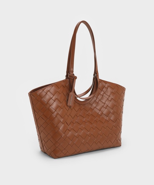 追跡★Charles&Keith ポーチ付 Ivette 編み込みトートバッグ 追跡☆Charles&Keith ポーチ付 Ivette 編み込みトートバッグ