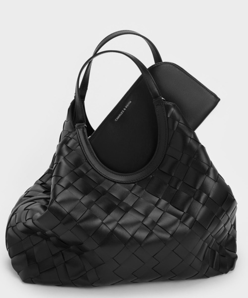 CHARLES & KEITH（チャールズ & キース）の「Ivette イヴェット ウーブントートバッグ（トートバッグ・レディース・チョコ/スミクロ・L）」の4枚目の写真