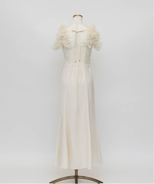 RANDA(ランダ)の「ショルダーフリルマーメイドワンピス(ワンピース・レディース・ブラック/アイボリー/イエロー・1/0)」の7枚目の写真