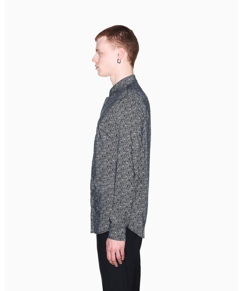 ARMANI EXCHANGE(アルマーニエクスチェンジ)の「【A|X アルマーニ エクスチェンジ】オールオーバーロゴ 長袖シャツ/SLIM(シャツ/ブラウス・メンズ・ホワイト系2/ブラック系1/ブラック/オフホワイト/ブラック系/ホワイト系・X-LARGE/LARGE/MEDIUM/SMALL/X-SMALL/XX-LARGE)」の20枚目の写真