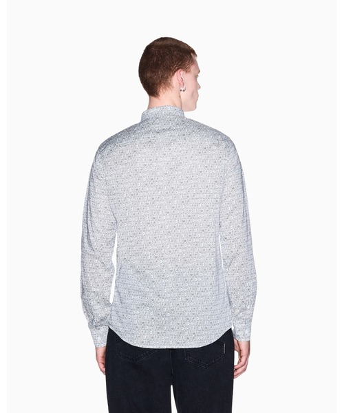 ARMANI EXCHANGE(アルマーニエクスチェンジ)の「【A|X アルマーニ エクスチェンジ】オールオーバーロゴ 長袖シャツ/SLIM(シャツ/ブラウス・メンズ・ホワイト系2/ブラック系1/ブラック/オフホワイト/ブラック系/ホワイト系・X-LARGE/LARGE/MEDIUM/SMALL/X-SMALL/XX-LARGE)」の12枚目の写真