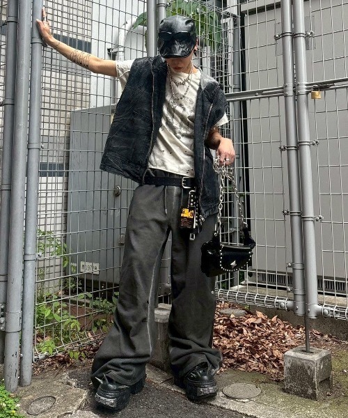 DIG YOUR OWN GRAVE】CHAIN SHOULDER BAG（ショルダーバッグ