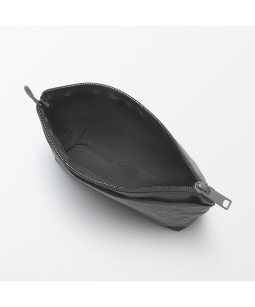 無印良品(ムジルシリョウヒン)の「リンクルナイロン マチ付きポーチ M 約21×13.5×6cm(ポーチ・レディース・ダークグレー/ピンク/グレー・FREE)」の12枚目の写真