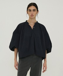 VOLUME SELEEVE STAND NECK SHIRT