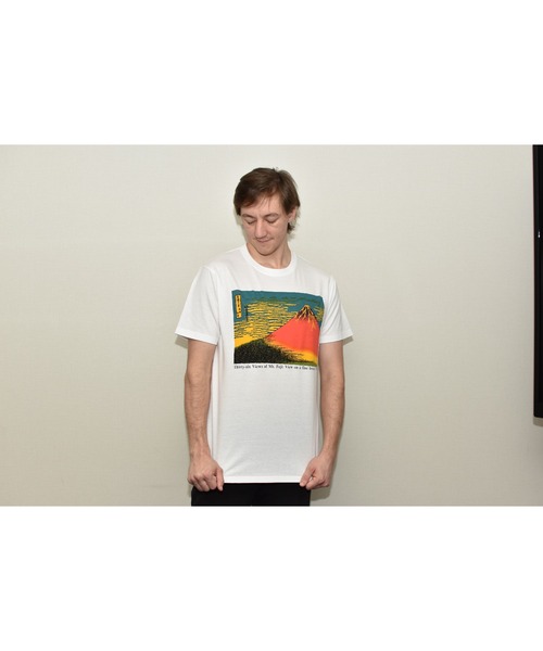 JIN plus(ジンプラス)の「赤富士 JIN+ ホワイトTシャツ(Tシャツ/カットソー・メンズ・ホワイト系その他2/ホワイト系その他/ホワイト系その他3/ホワイト系4・MEDIUM/SMALL/LARGE/X-LARGE)」の13枚目の写真