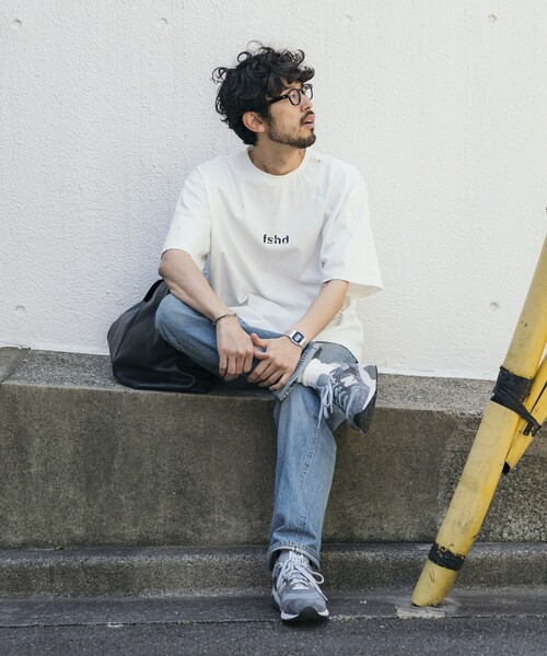 Firsthand(ファーストハンド)の「Firsthand/ファーストハンド 7.3オンス ダメージ加工 フロントロゴプリント ショートスリーブTシャツ / オーバーサイズ クルーネック 半袖Tシャツ(Tシャツ/カットソー・メンズ・ホワイト/グレー/ブラック・L/M)」の9枚目の写真