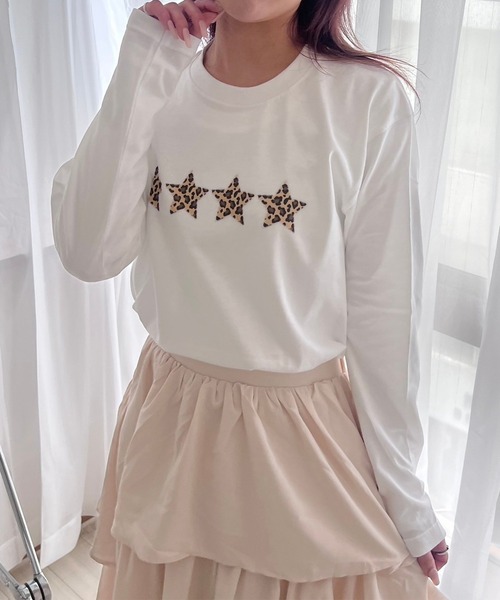 merrylatte(メリーラテ)の「レオパードスターロンT/長袖Tシャツ(Tシャツ/カットソー・レディース・ホワイト・MEDIUM)」の1枚目の写真