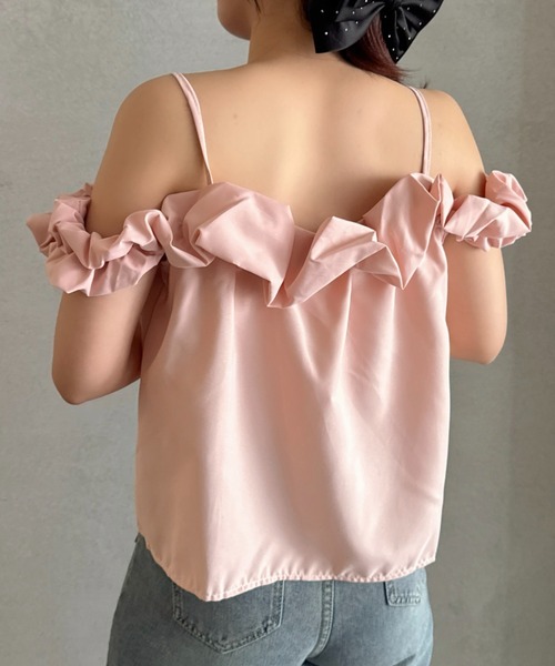 efill（エフィル）の「ラッフル チャーム フリル オフショルダートップス（Tシャツ/カットソー・レディース・ピンク/アイボリー・FREE）」の21枚目の写真