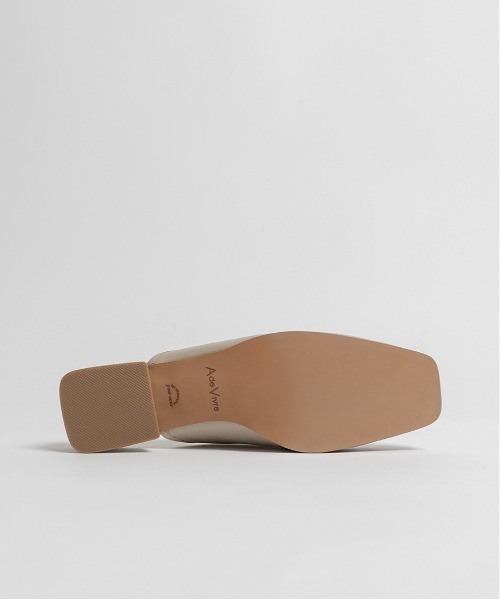 RANDA(ランダ)の「レザーローファーミュール(ローファー・レディース・グレイッシュベージュ/ブラック・S/M/L/LL)」の11枚目の写真