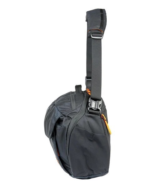 MYSTERY RANCH(ミステリーランチ)の「MYSTERY RANCH/ミステリーランチ DISTRICT PRO ディストリクトプロ(ショルダーバッグ・メンズ・ブラック・FREE)」の5枚目の写真