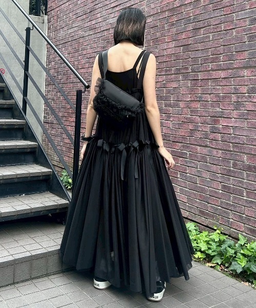 Candy Stripper（キャンディストリッパー）の「OVERLAPPED FRILL WAIST バッグ（ボディバッグ/ウエストポーチ・レディース・ブラック/レッド・FREE）」の8枚目の写真