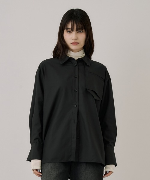 UNITED TOKYO(ユナイテッドトウキョウ)の「スタンドカラーバックボタンシャツ|ウォッシャブル/秋服/長袖/オフィスカジュアル(シャツ/ブラウス・レディース・ブラック/ベージュ・FREE)」の4枚目の写真