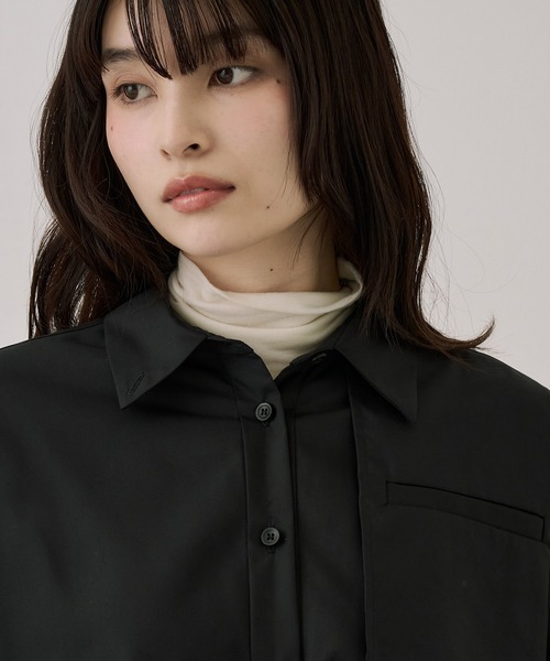 UNITED TOKYO(ユナイテッドトウキョウ)の「スタンドカラーバックボタンシャツ|ウォッシャブル/秋服/長袖/オフィスカジュアル(シャツ/ブラウス・レディース・ブラック/ベージュ・FREE)」の11枚目の写真