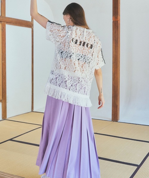 VIOLETTA(ヴィオレッタ)の「フリンジヘム総レースシアーTシャツ(Tシャツ/カットソー・レディース・ホワイト/レッド・FREE)」の6枚目の写真