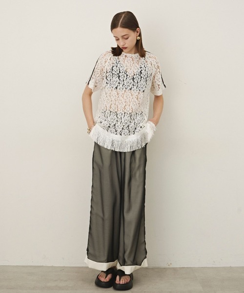 VIOLETTA(ヴィオレッタ)の「フリンジヘム総レースシアーTシャツ(Tシャツ/カットソー・レディース・ホワイト/レッド・FREE)」の19枚目の写真