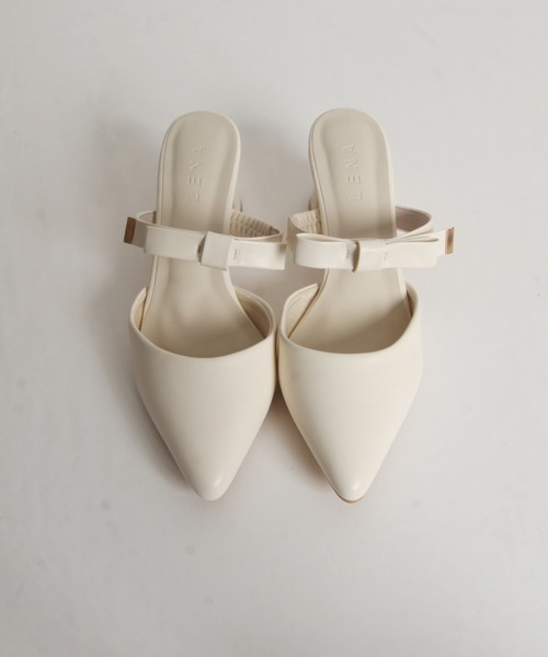 tocco closet(トッコ クローゼット)の「リボンストラップミュール(パンプス・レディース・アイボリー/ドット/ブラック・M/L/LL/S)」の8枚目の写真