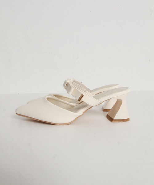 tocco closet(トッコ クローゼット)の「リボンストラップミュール(パンプス・レディース・アイボリー/ドット/ブラック・M/L/LL/S)」の10枚目の写真