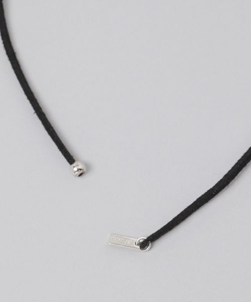 JEANASIS(ジーナシス)の「マルチフェイクスエードチョーカー/414131(チョーカー・レディース・ブラック/ライトブルー/ベージュ・FREE)」の5枚目の写真