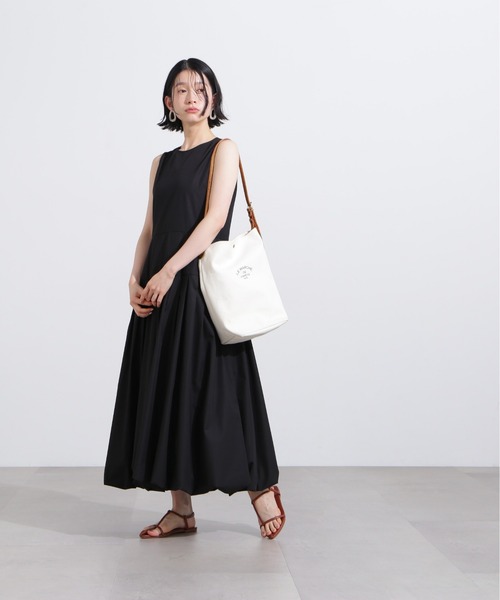 アーモワールカプリス ベージュ×黒 ノースリーブバルーンワンピース At PARK＆DAILYWEAR/ノースリバルーンワンピース