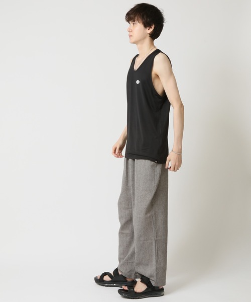Dickies(ディッキーズ)の「Dickies 接触冷感 吸水速乾 インナー クイックドライ 半袖Tシャツ&ノースリーブ&タンクトップ(Tシャツ/カットソー・メンズ・ブラック系3/ブラック系2/ブラック系1・L/M)」の6枚目の写真