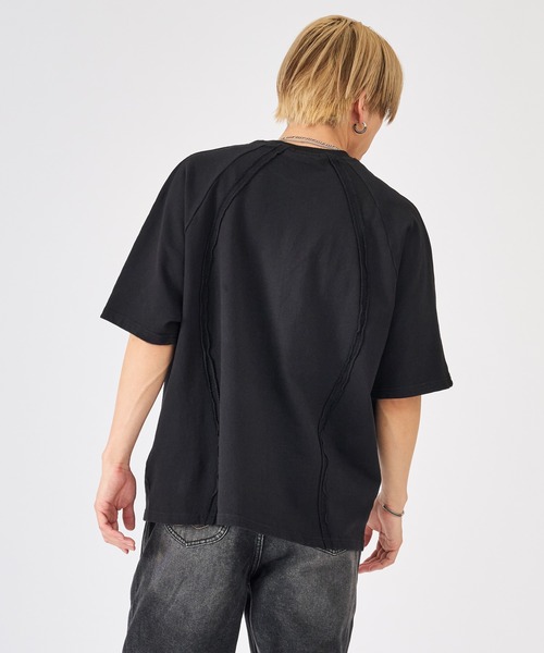 RE730(アールイーセブンサーティー)の「スポーツストリートのTシャツ(Tシャツ/カットソー・メンズ・ブラック/オフホワイト/ブラック×ホワイト・MEDIUM/LARGE)」の9枚目の写真