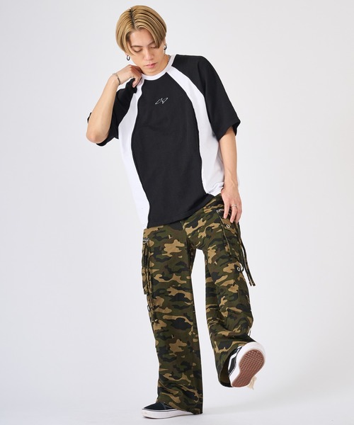 RE730(アールイーセブンサーティー)の「スポーツストリートのTシャツ(Tシャツ/カットソー・メンズ・ブラック/オフホワイト/ブラック×ホワイト・MEDIUM/LARGE)」の19枚目の写真