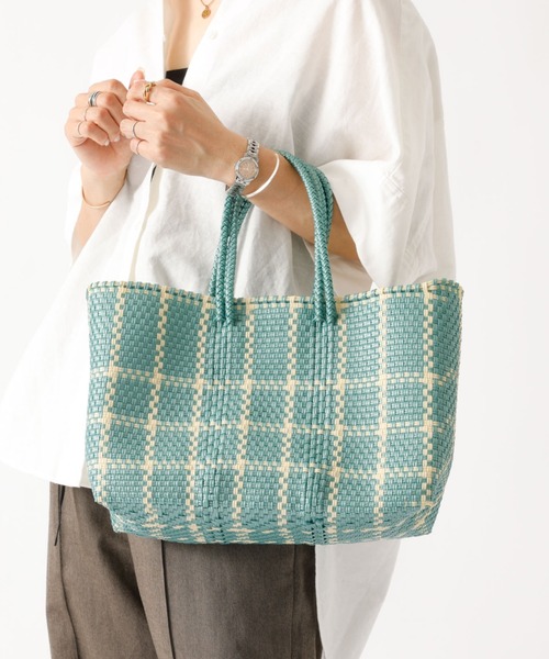 Moon Bird（ムーンバード）の「【MOON BIRD/ムーンバード】手編みのメルカドバッグ/TANPIN/横長/手編み（かごバッグ・レディース・ライトブラウン/ブラック系その他/シルバー/ブルー系その他/ストライプ/ホワイト/ブラック系その他2/ブラック系その他3・フリー）」の6枚目の写真