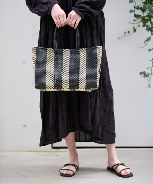 Moon Bird（ムーンバード）の「【MOON BIRD/ムーンバード】手編みのメルカドバッグ/TANPIN/横長/手編み（かごバッグ・レディース・ライトブラウン/ブラック系その他/シルバー/ブルー系その他/ストライプ/ホワイト/ブラック系その他2/ブラック系その他3・フリー）」の17枚目の写真